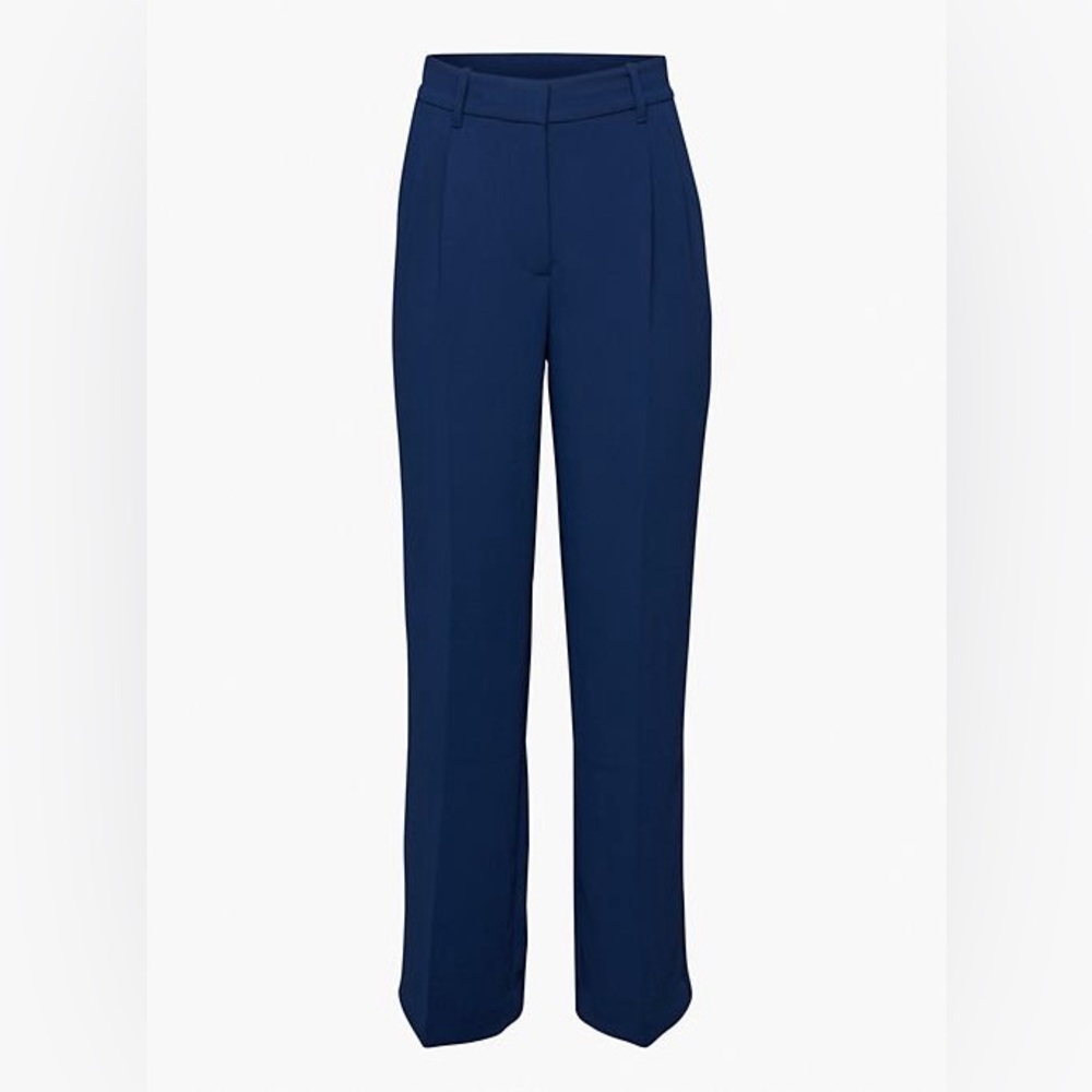 Aritzia Wilfred Effortless Pant in Classic Navy, size 4
